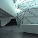 Guangzhou Opera House - Zaha Hadid © Sharwe