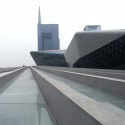 Guangzhou Opera House - Zaha Hadid © Sharwe