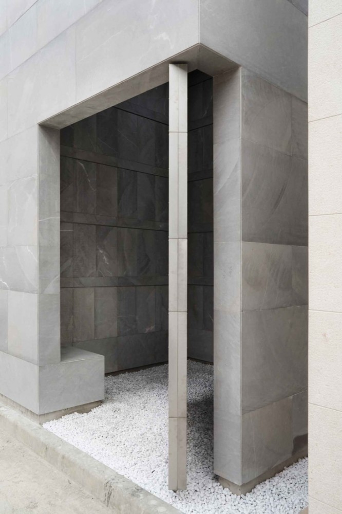 Family Chapel / EXiT architetti associati