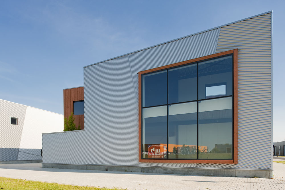 PvMG Trade & Business Center / Hoogte Twee Architecten