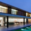 Brick House - Marcio Kogan Brick House - Marcio Kogan © Nelson Kon