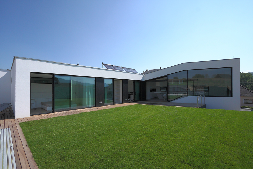 House - Dom Zlomu - Paulíny Hovorka Architekti © Courtesy of PHA
