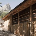Alpine Barn - EXiT architetti associati © Teresa Cos
