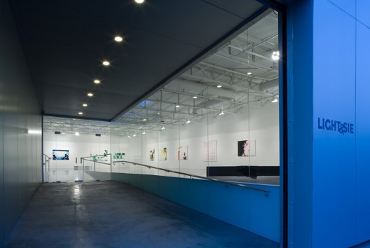 Light & Sie Art Gallery - LaguardaLow Architects