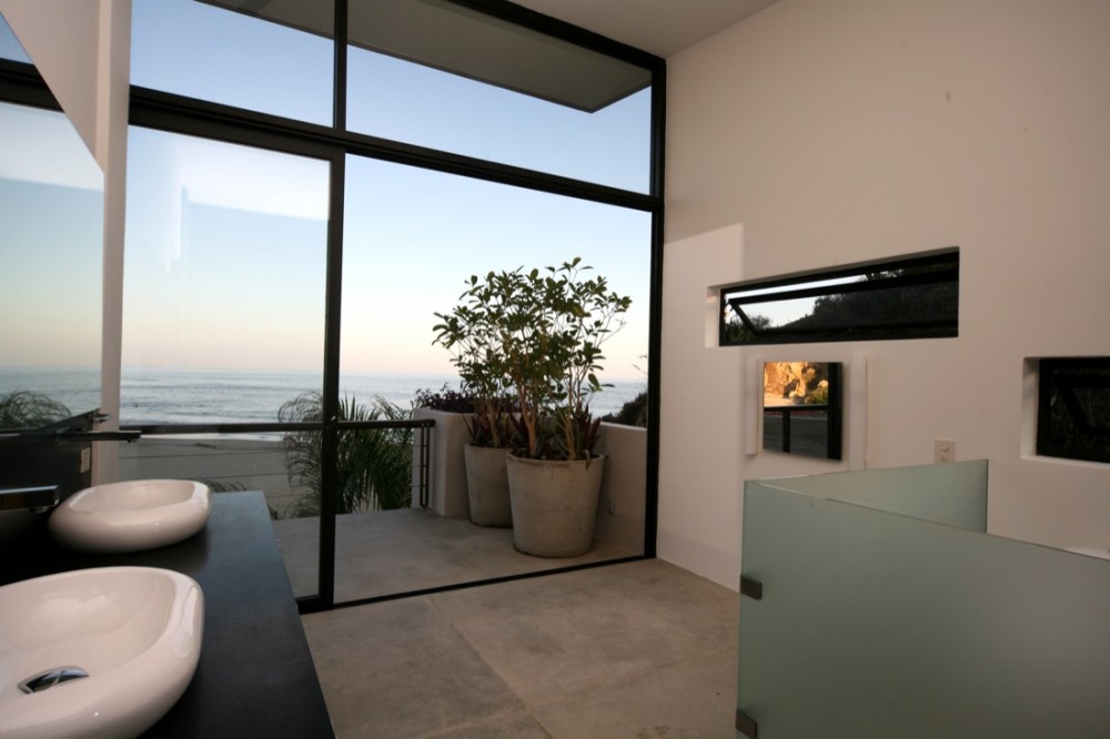 Zamel House / Kontrast Arquitectura