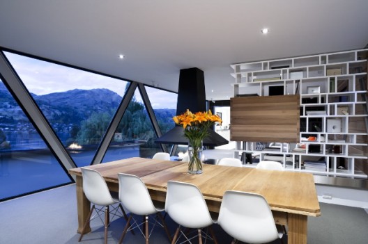 Shallard House - Lat Forty Five