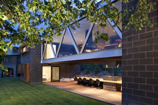 Shallard House - Lat Forty Five