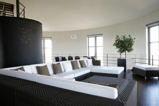 Chateau d'eau - Bham Design Studio