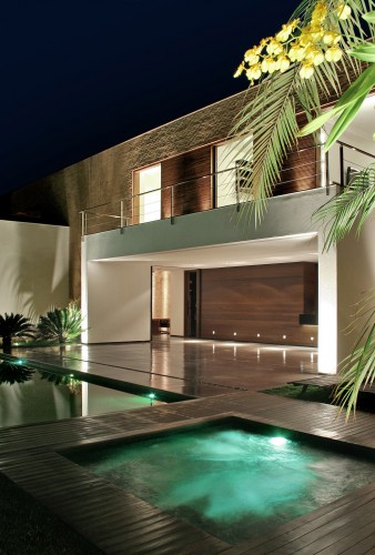 SF House - Studio Guilherme Torres