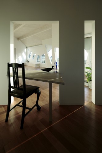 A House Awaiting Death - EASTERN Design Office