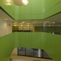 Lowy Cancer Research Centre - Lahznimmo Architects © Brett Boardman