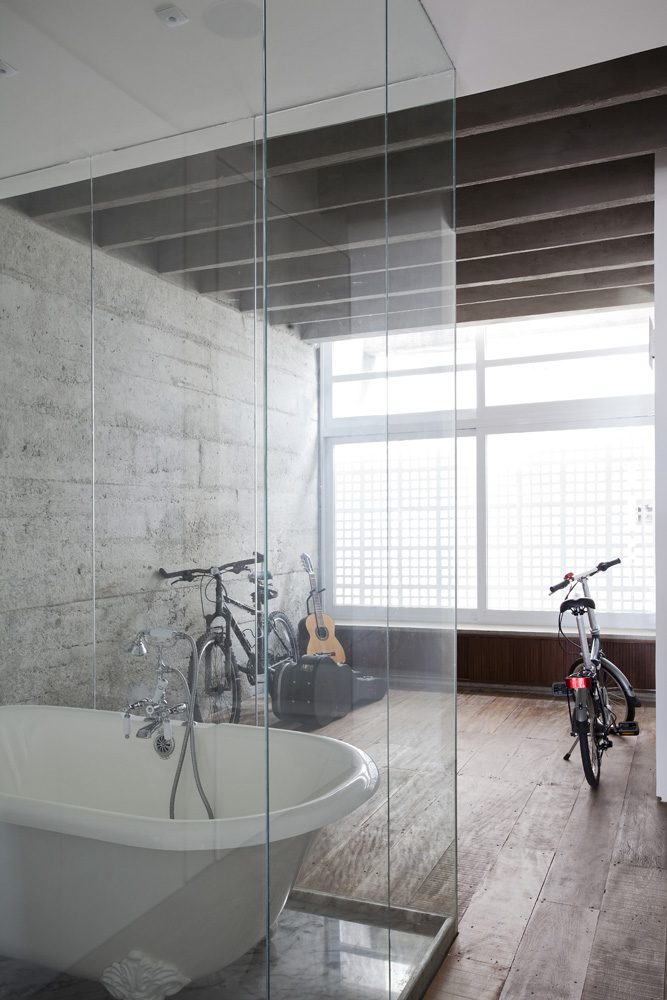 Copan Apartment / Felipe Hess & Renata Pedrosa