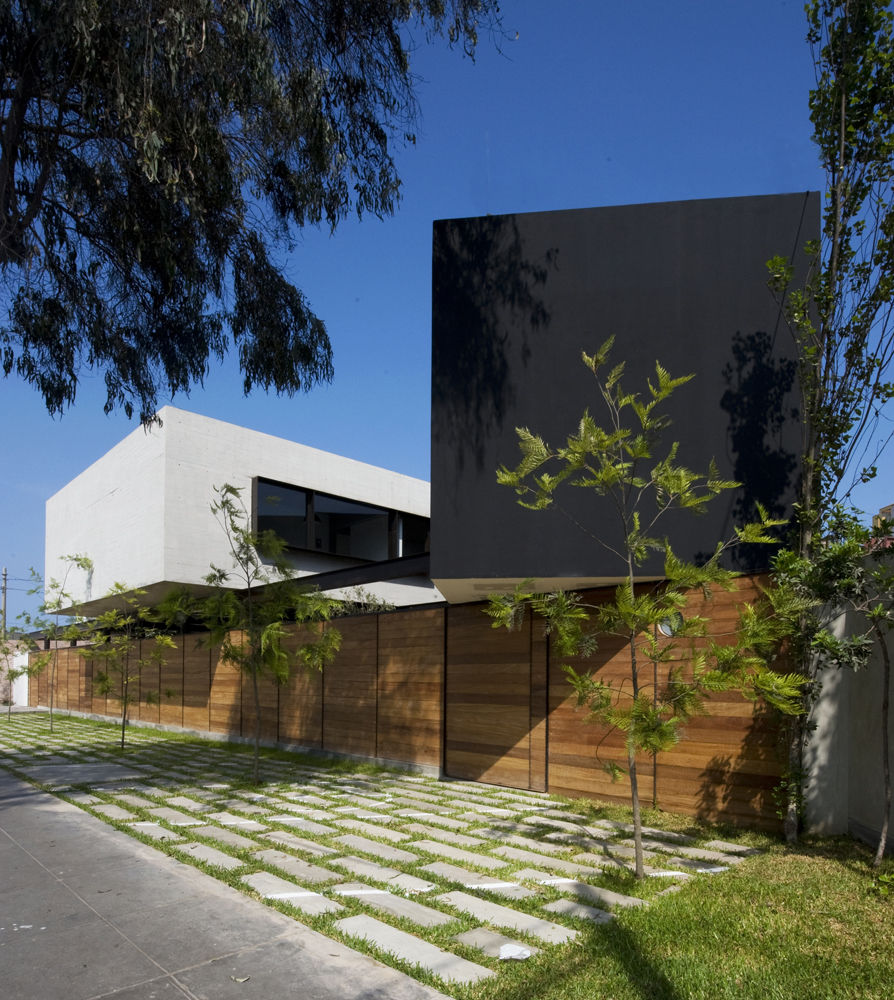 El Mercado Restaurant / Oz Arq