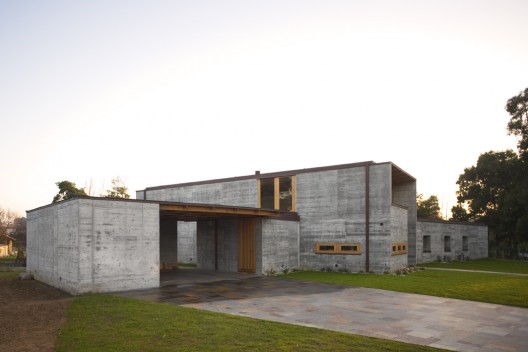 House in Madalena - Castanheira & Bastai Arquitectos Associados