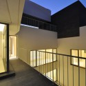 Black & White House - AGi Architects Black & White House - AGi Architects © Nelson Garrido