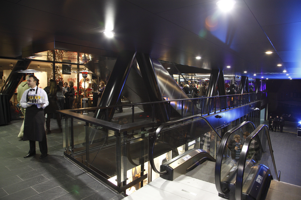 Cascade Commercial Center / Radionica Arhitekture