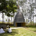 Shiv Temple - Sameep Padora & Associates Shiv Temple - Sameep Padora & Associates © Edmund Sumner