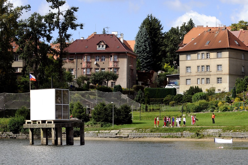 Public Sauna / Mjölk Architects