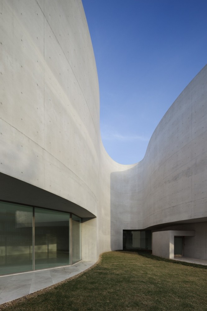Mimesis Museum / Alvaro Siza + Castanheira & Bastai Arquitectos Associados + Jun Sung Kim