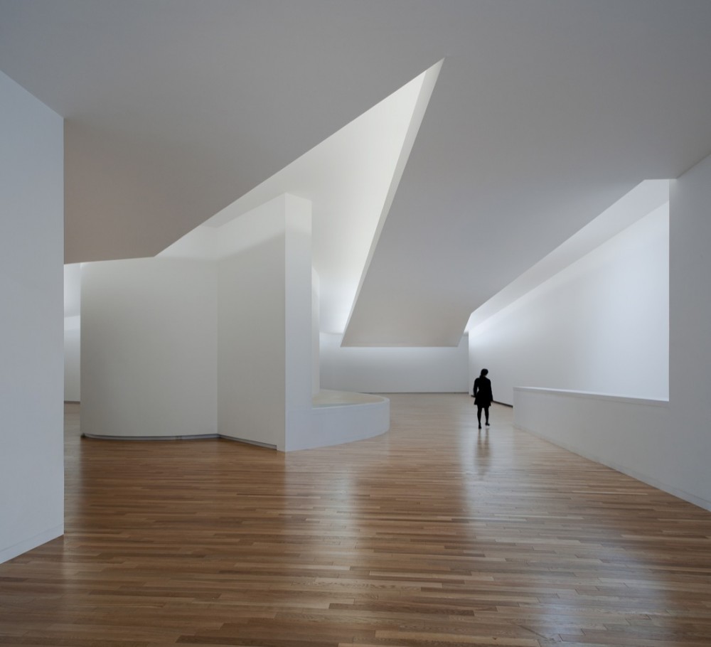 Mimesis Museum / Alvaro Siza + Castanheira & Bastai Arquitectos Associados + Jun Sung Kim