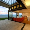 Korora - Daniel Marshall Architects Korora - Daniel Marshall Architects © Ernie Shackles