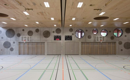 Extension of the multifunctional double sports halls in the Eichi Centre Niederglatt - L3P Architects