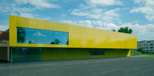 Extension of the multifunctional double sports halls in the Eichi Centre Niederglatt - L3P Architects