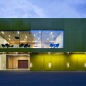 Extension of the multifunctional double sports halls in the Eichi Centre Niederglatt - L3P Architects Extension of the multifunctional double sports halls in the Eichi Centre Niederglatt - L3P Architects © Vito Stallone