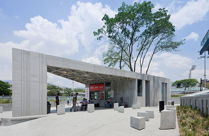 Aquatic Centre for Southamerican Games / Paisajes Emergentes