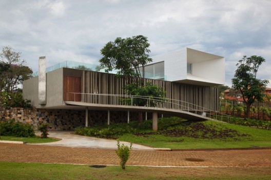 Piracicaba House - Isay Weinfeld