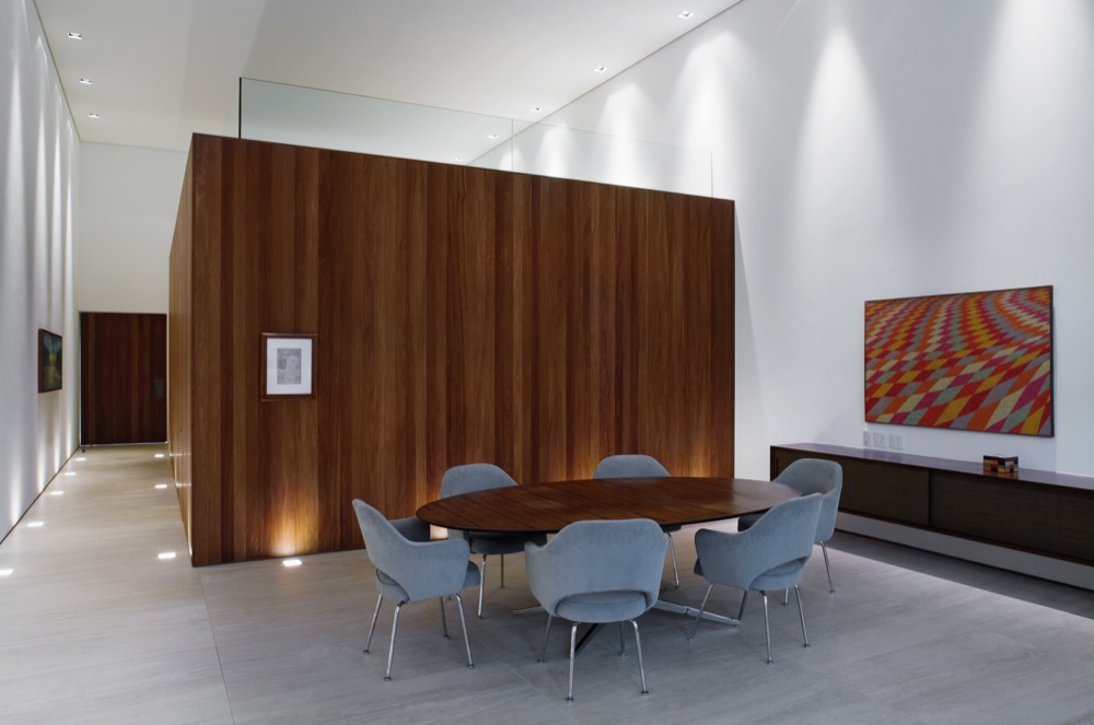 Corten House / Marcio Kogan