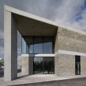 Drive Through Restaurant - Paul Dillon Architects Drive Through Restaurant - Paul Dillon Architects © Paul Tierney