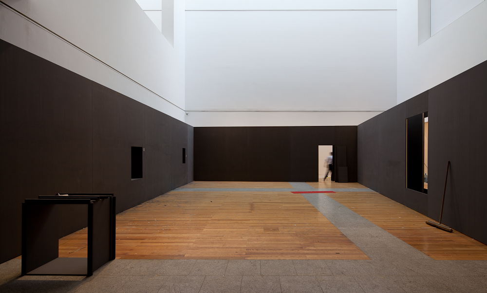 Lisbon Architecture Triennale / Let’s talk about houses: Between North and  South