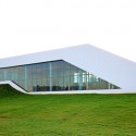 Globevill Office - architectureRED © Courtesy of architectureRED