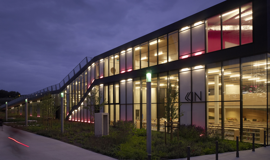Library + Restaurant + Multifunctional Space / BOB361 Architects