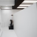 Thin Office / Studio SKLIM Thin Office / Studio SKLIM © Jeremy San