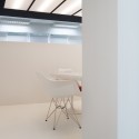 Thin Office / Studio SKLIM Thin Office / Studio SKLIM © Jeremy San