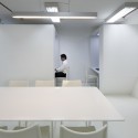 Thin Office / Studio SKLIM Thin Office / Studio SKLIM © Jeremy San