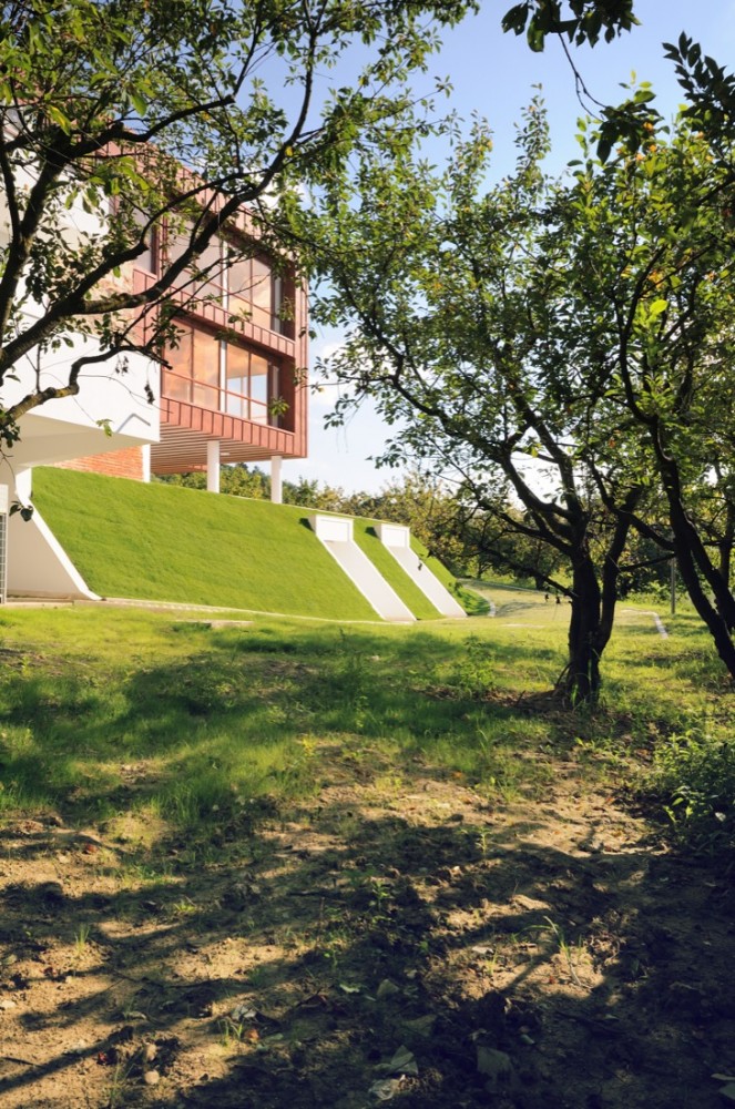 Germoplasm Pavillion / Vlad Sebastian Rusu
