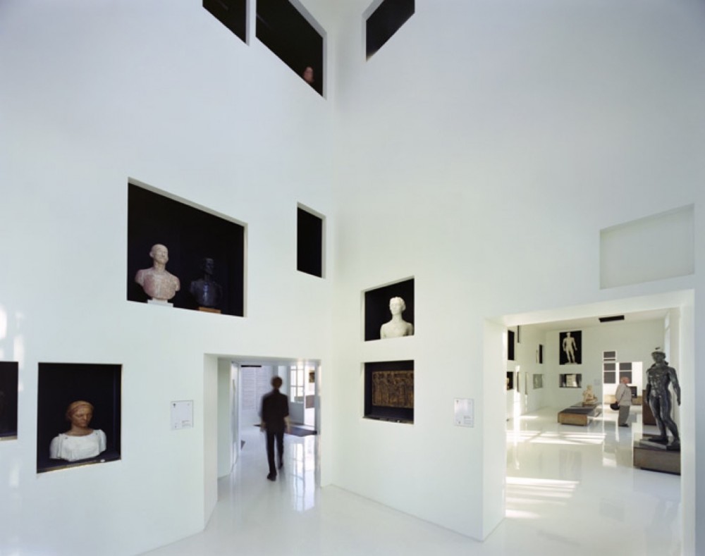 Paul Belmondo Museum / Chartier-Corbasson Architects
