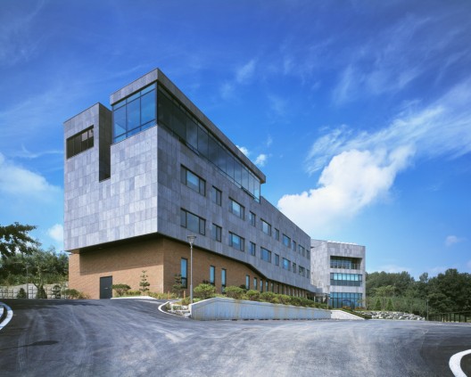 Korean Institute for Archaeology & Enivironment - Hohyun Park + Hyunjoo Kim