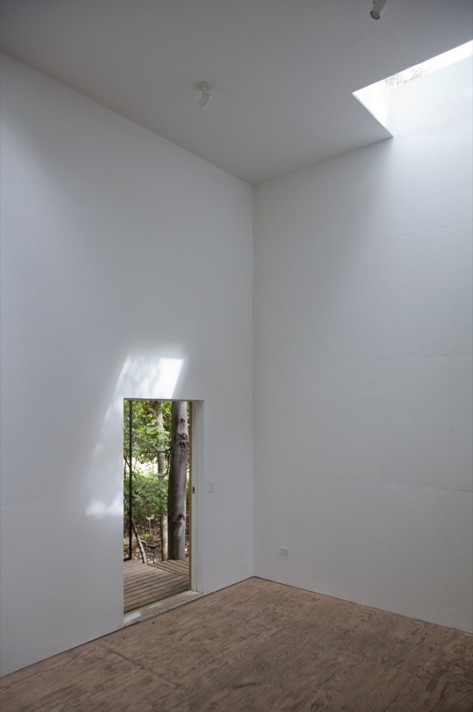 T Space / Steven Holl Architects