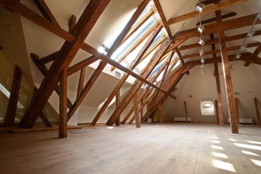 Office of the Evangelic Church / Exhibit Arhitectura