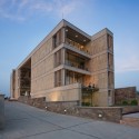 Wolkem Office Building / Vir.Mueller Architects © Andre J. Fanthome