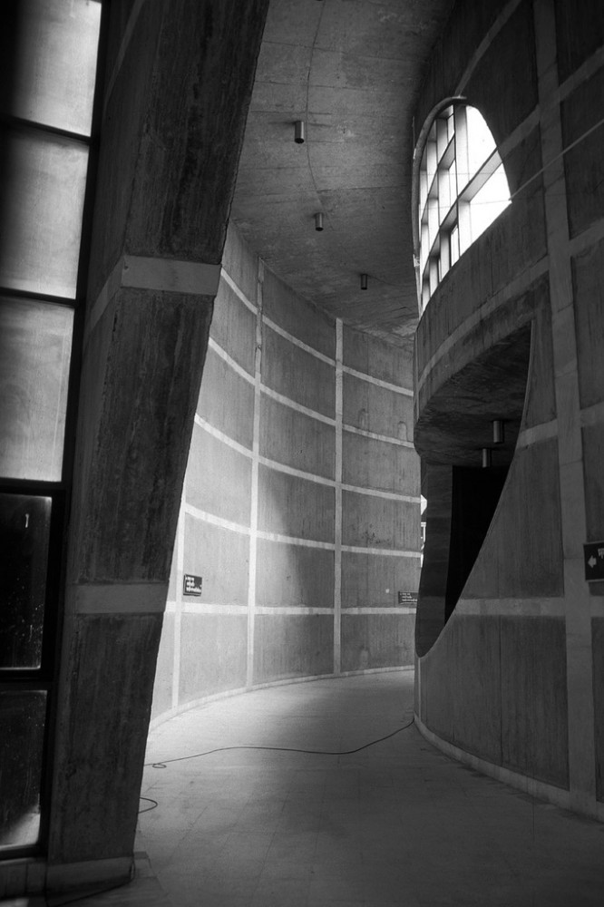 AD Classics: National Assembly Building of Bangladesh / Louis Kahn