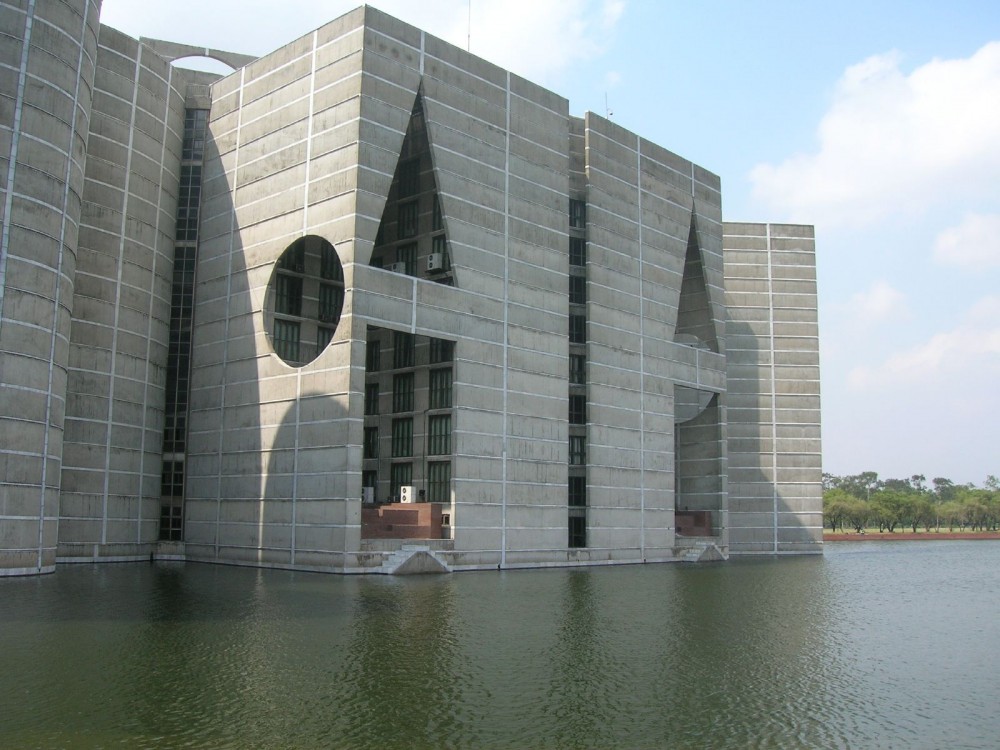 AD Classics: National Assembly Building of Bangladesh / Louis Kahn