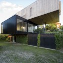 House In Sèvres / Colboc Franzen & Associés House In Sèvres / Colboc Franzen & Associés © Cécile Septet