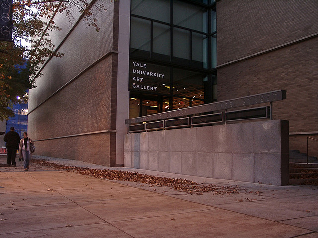 AD Classics: Yale University Art Gallery / Louis Kahn
