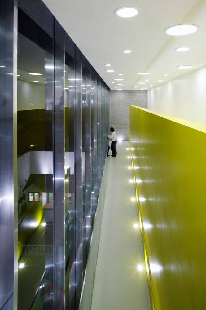 Primetime Nursery School / Marcio Kogan