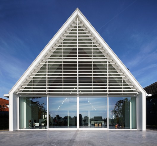 House In A Church / Ruud Visser Architects